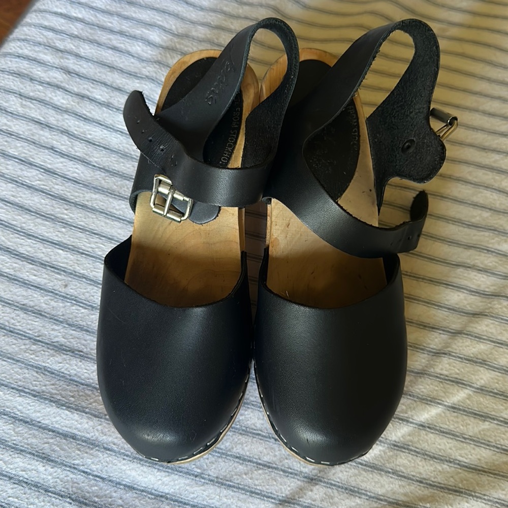 Lotta from Stockholm Highwood Black Clogs